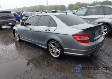 2008 Mercedes-Benz C 300 из США, поврежденный, VIN WDDGF54X48F189512